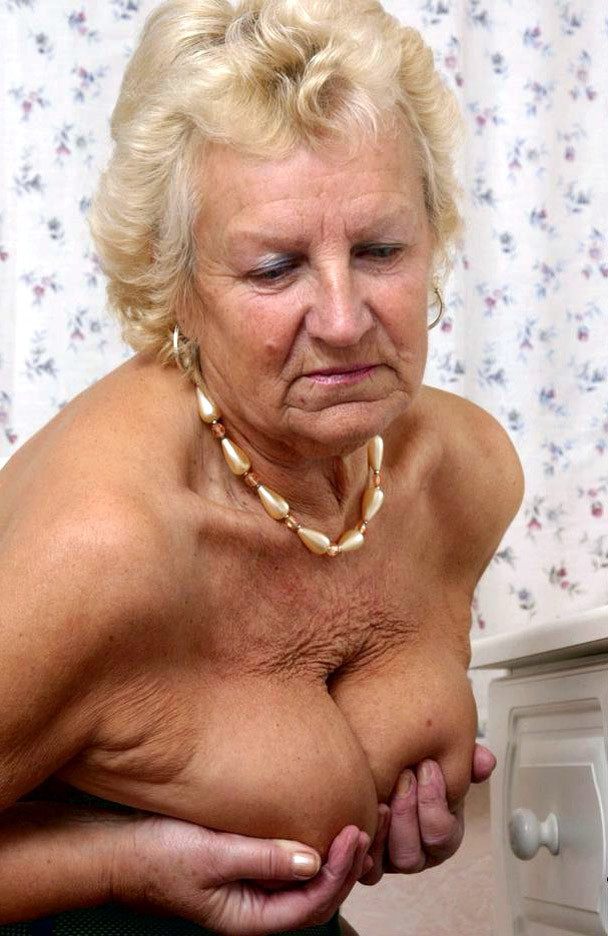 Aged sluts wife bare boobs